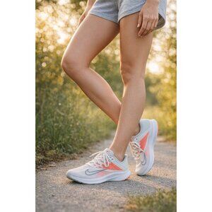 Nike Women's Quest 3 CD0232-105 White Running Shoes Sneakers Size 6.5